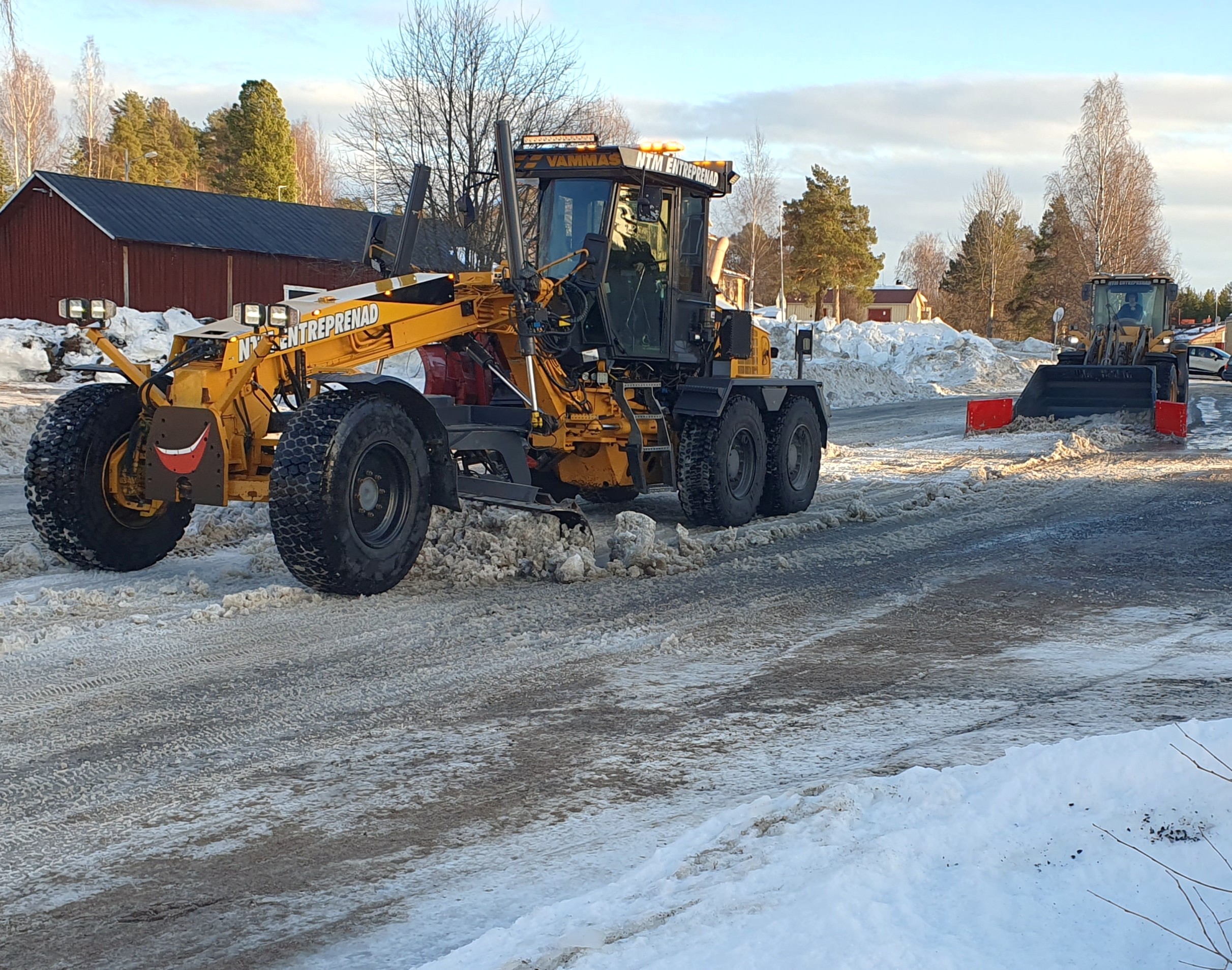 Isrivare som river gatan